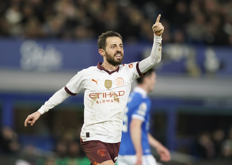 皇马免签B席领跑 穆里尼奥归位推动交易 皇马免签B席领跑 穆里尼奥归位推动交易