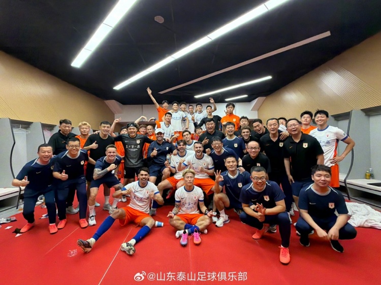 山东泰山客场5-1大胜辽宁铁人，泽卡瓦科双响马德鲁加建功