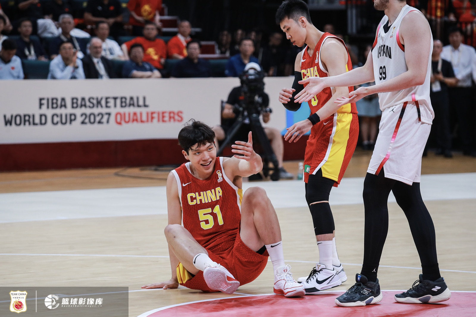 73-92负日本 袁方：中国篮球已线性下滑 唯靠姚明式天才