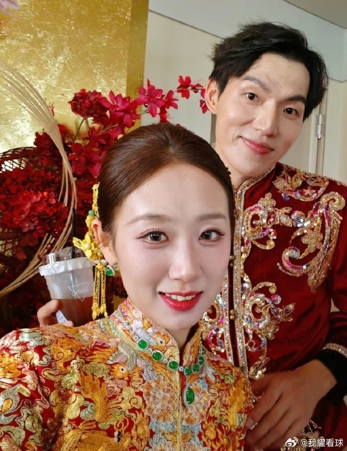 吴前今日温州大婚,胡明轩孙铭徽等CBA众将到场 吴前今日温州大婚,胡明轩孙铭徽等CBA众将到场