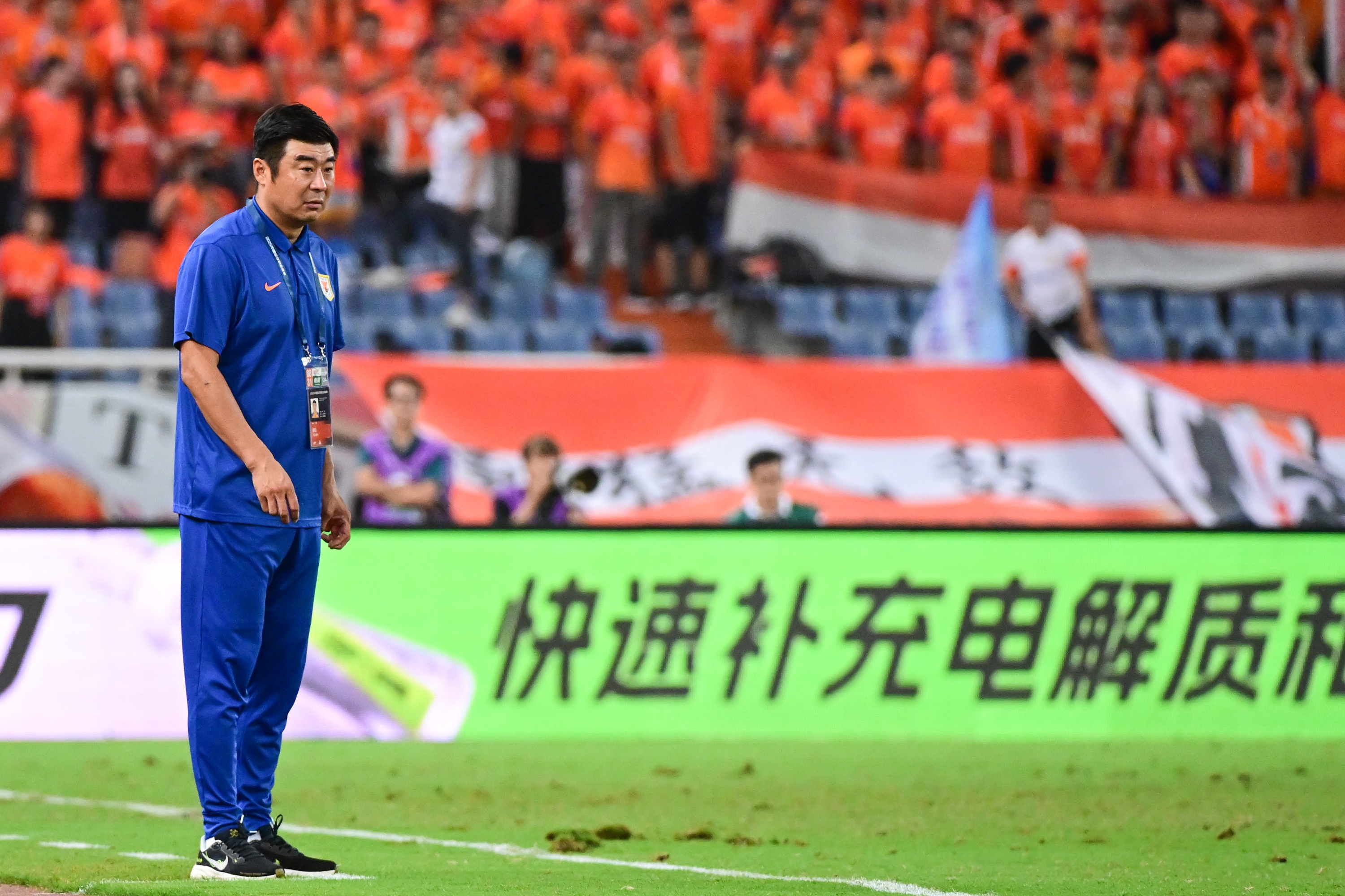 韩鹏卸任泰山教练组组长，一年34场中超17胜7平10负