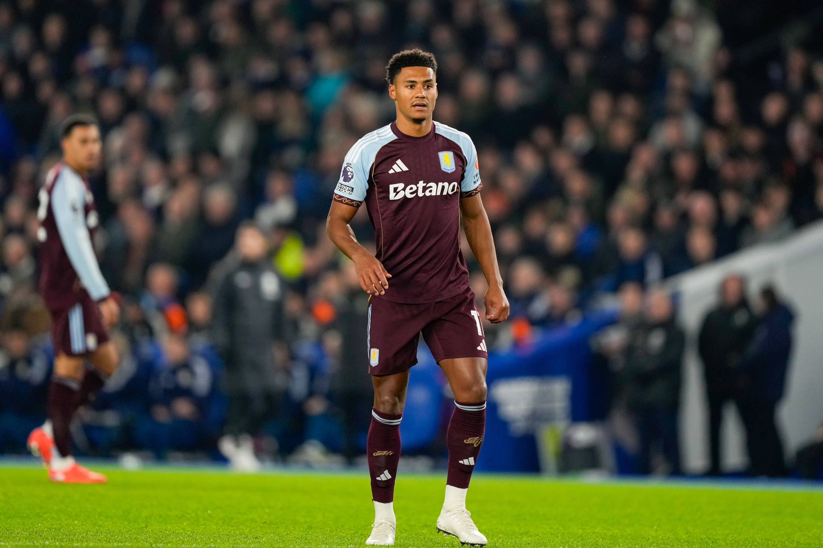 电讯报：新月为沃特金斯开超40万镑周薪 新月此前4500万报价被拒